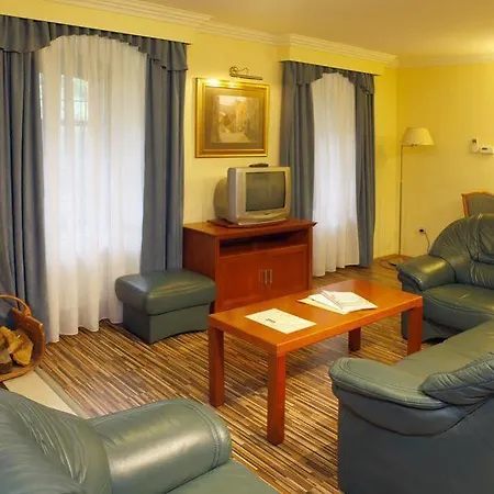 Отель Betekints Wellness 4*